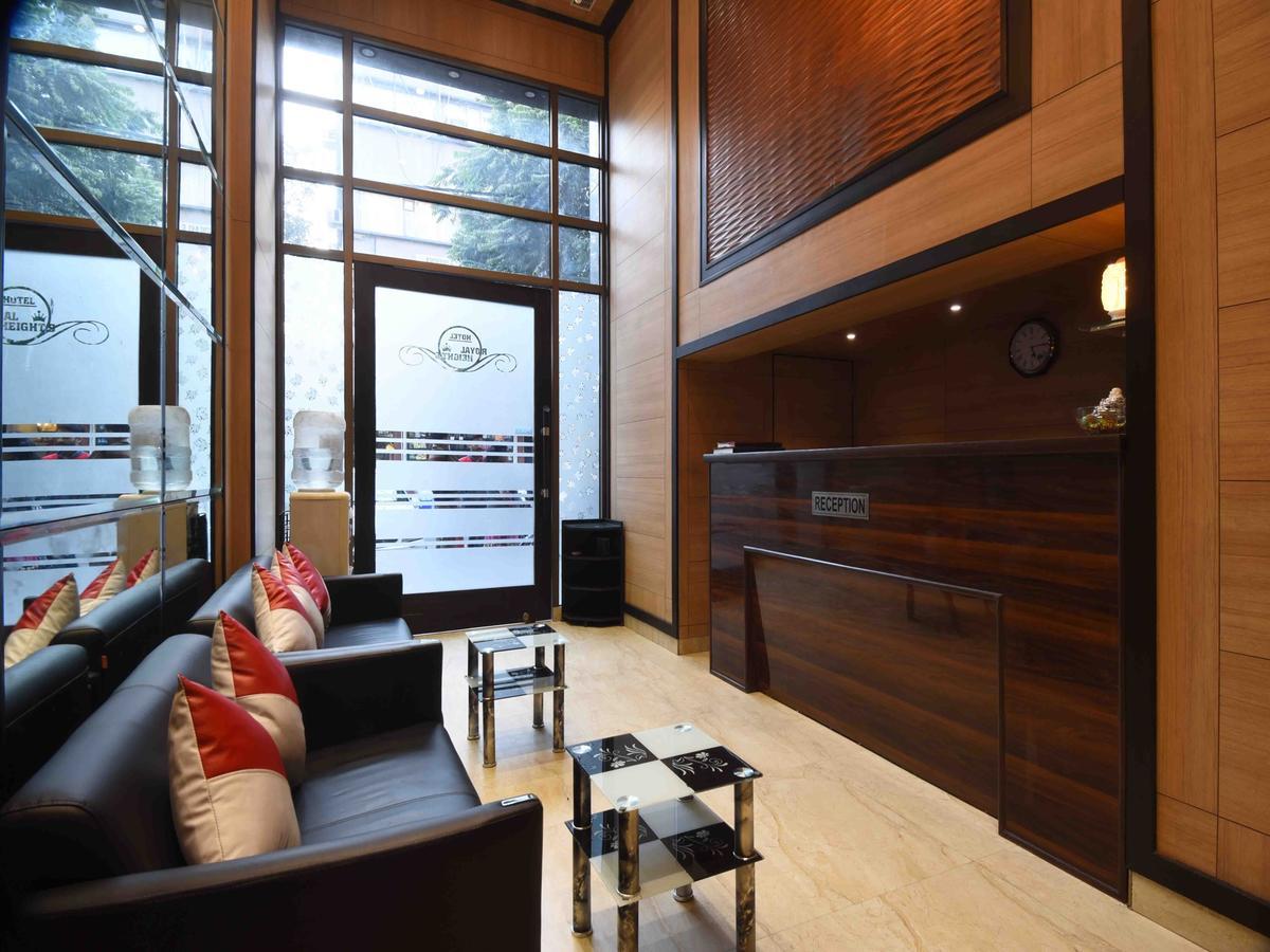 Hotel Royal Grand - Opposite Axis Bank East Patel Nagar New Delhi Extérieur photo