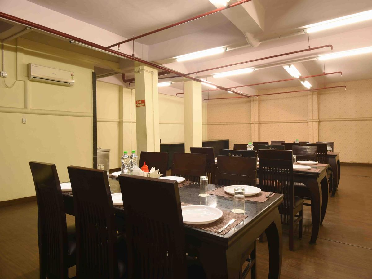 Hotel Royal Grand - Opposite Axis Bank East Patel Nagar New Delhi Extérieur photo