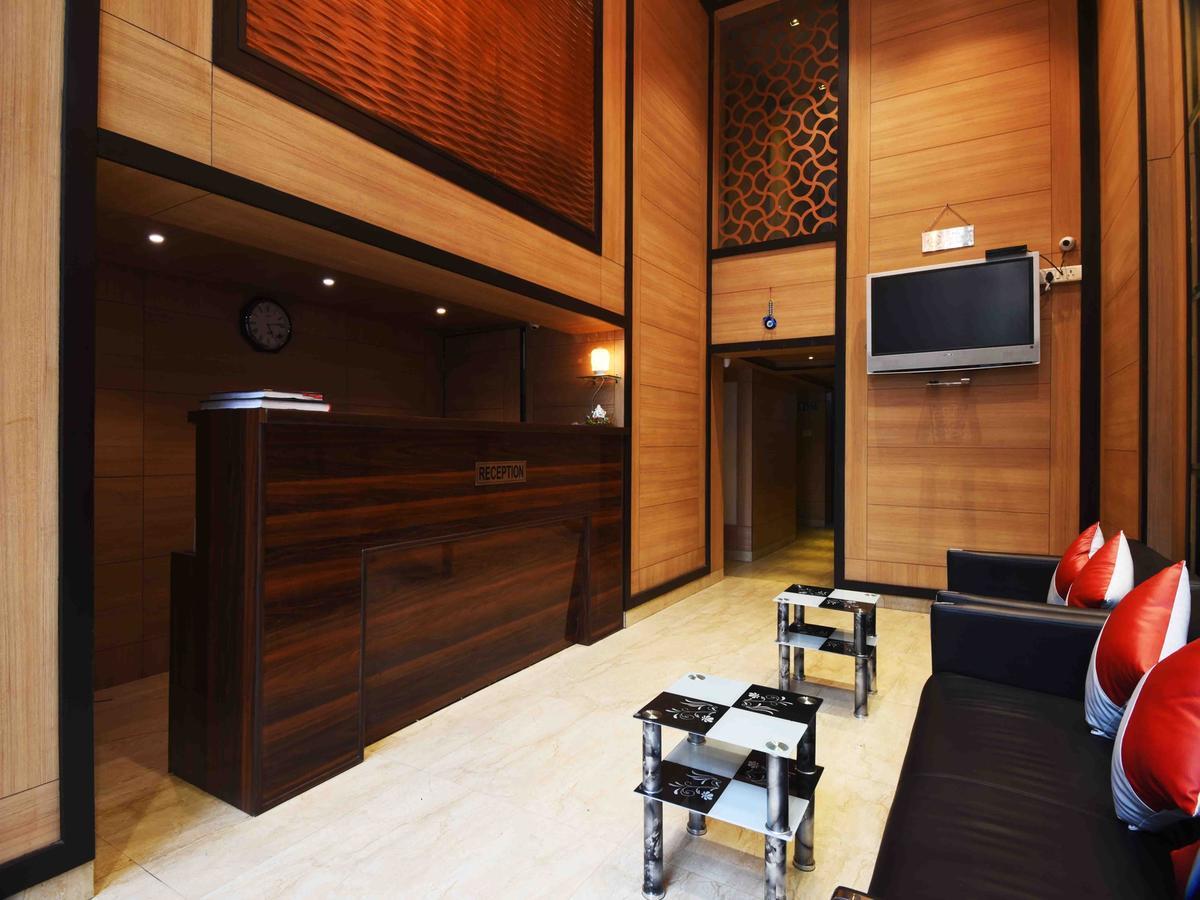 Hotel Royal Grand - Opposite Axis Bank East Patel Nagar New Delhi Extérieur photo