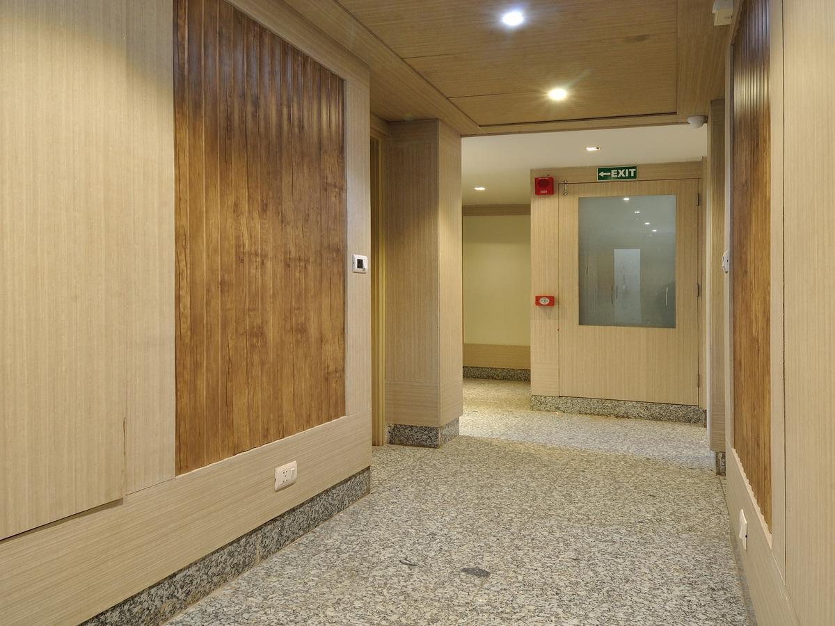 Hotel Royal Grand - Opposite Axis Bank East Patel Nagar New Delhi Extérieur photo