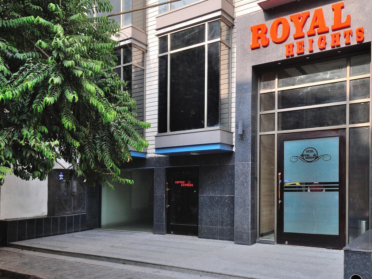 Hotel Royal Grand - Opposite Axis Bank East Patel Nagar New Delhi Extérieur photo